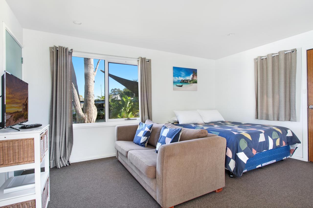 Huskisson NSW Accommodation Redcliffe
