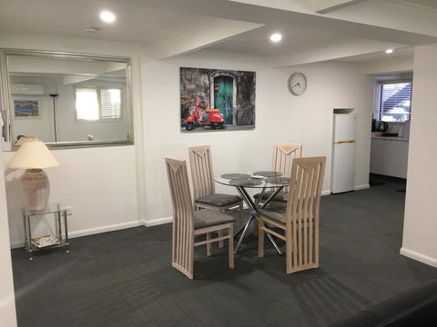 Arena Blanca Studio Apartment - Accommodation Redcliffe 2