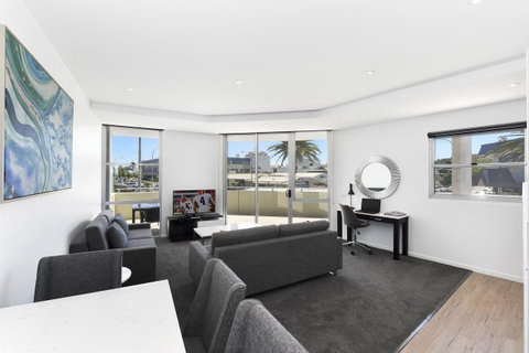 Mantra Quayside Port Macquarie - Accommodation Redcliffe 9