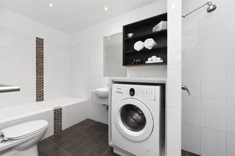 Mantra Quayside Port Macquarie - Accommodation Redcliffe 11