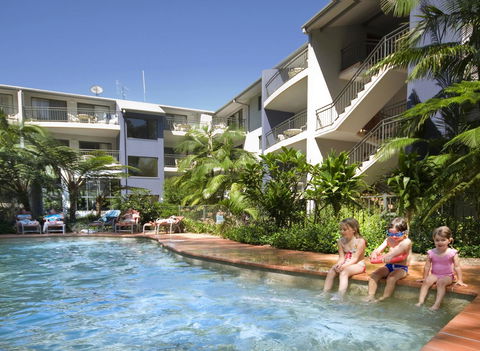 Flynns Beach Resort - Accommodation Redcliffe 0