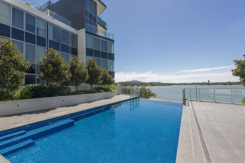 Lakefront 116 Kingston ACT - Accommodation Redcliffe 0