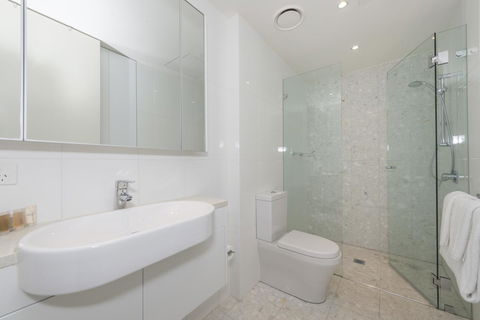 Lakefront 116 Kingston ACT - Accommodation Redcliffe 5