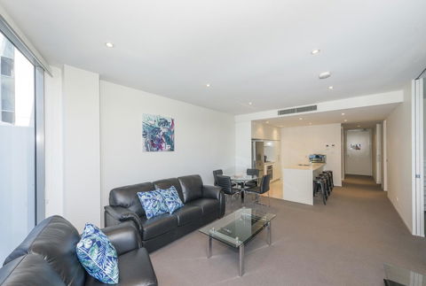 Lakefront 116 Kingston ACT - Accommodation Redcliffe 1