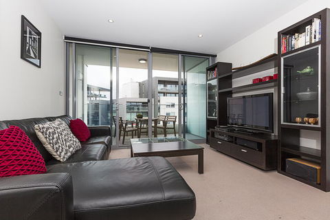 Lakefront 116 Kingston ACT - Accommodation Redcliffe 14