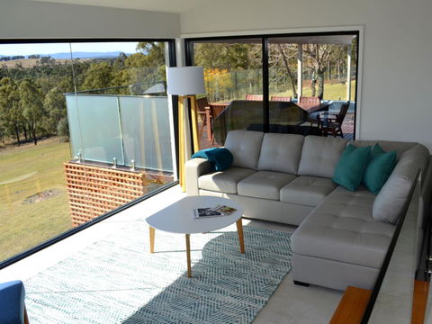 Wine Country Villas - Accommodation Redcliffe 0