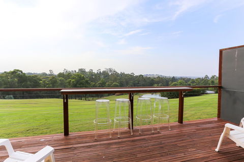 Wine Country Villas - Accommodation Redcliffe 25