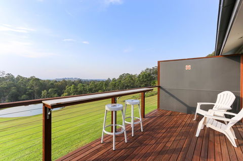 Wine Country Villas - Accommodation Redcliffe 24
