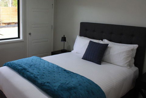 Wine Country Villas - Accommodation Redcliffe 6