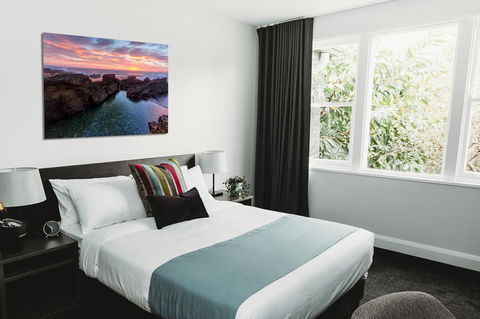 Coniston Hotel Wollongong - Accommodation Redcliffe 1