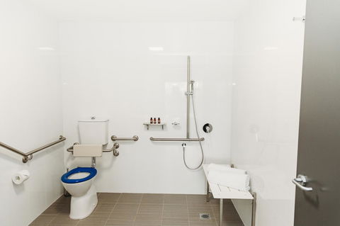 Coniston Hotel Wollongong - Accommodation Redcliffe 26