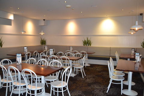 Coniston Hotel Wollongong - Accommodation Redcliffe 22