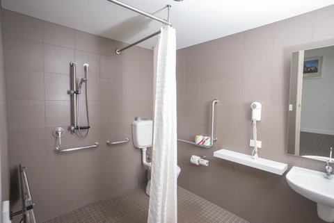 YHA Sydney Harbour - Accommodation Redcliffe 17