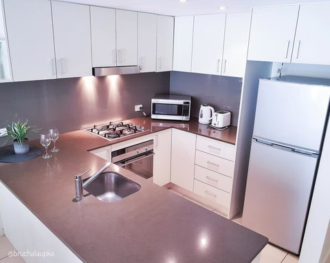 Wentworth Park Apartments - Accommodation Redcliffe 1