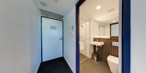Ibis Budget Sydney Airport - Accommodation Redcliffe 11