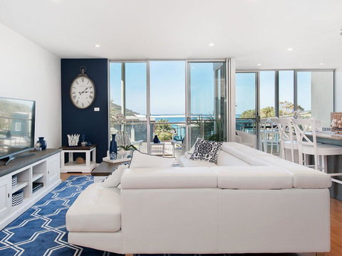 Blue View @ Fingal Bay - Accommodation Redcliffe 0