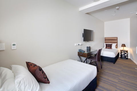 57Hotel - Accommodation Redcliffe 10