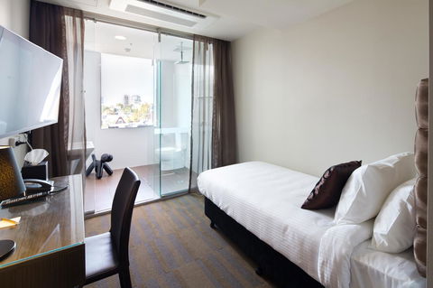 57Hotel - Accommodation Redcliffe 13