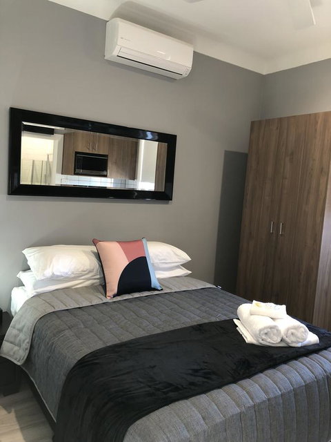 The Mark Studios - Accommodation Redcliffe 7