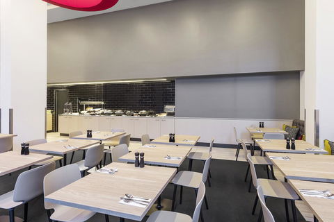 Travelodge Hotel Sydney Airport - Accommodation Redcliffe 27