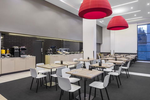 Travelodge Hotel Sydney Airport - Accommodation Redcliffe 28