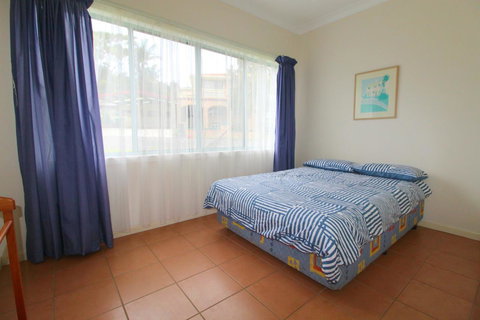 Anglesea, 17 Hodgson Street - Accommodation Redcliffe 9