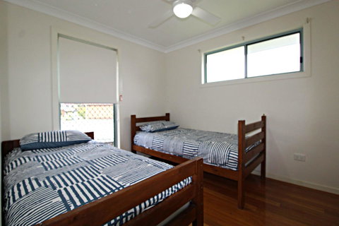 Anglesea, 17 Hodgson Street - Accommodation Redcliffe 10