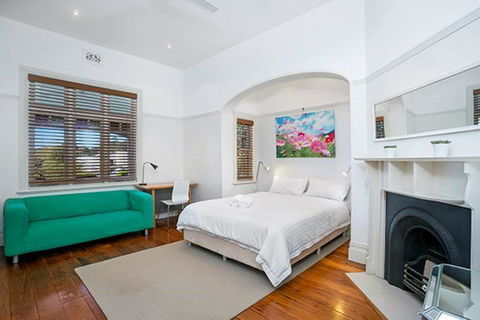 Holiday Home Fairy Bower Road Manly FAB05 - Accommodation Redcliffe 2