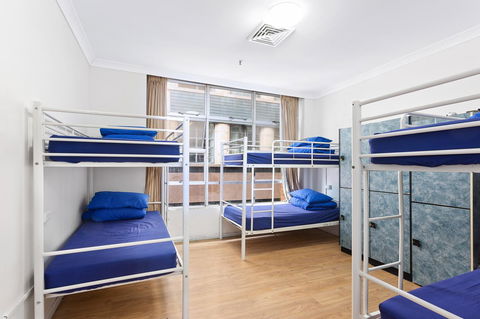 Summer House Sydney City - Formerly Sydney Backpackers - Accommodation Redcliffe 3