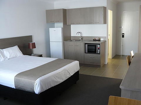 Adelong Motel - Accommodation Redcliffe 8
