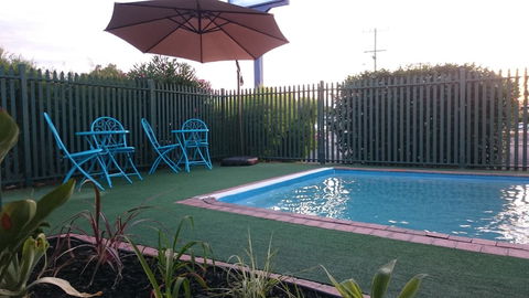 Adelong Motel - Accommodation Redcliffe 9