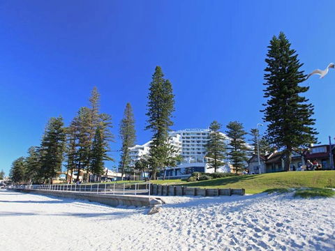 Novotel Sydney Brighton Beach - Accommodation Redcliffe 2