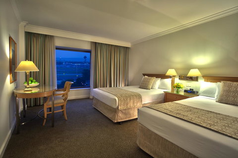 Stamford Plaza Sydney Airport Hotel & Conference Centre - Accommodation Redcliffe 7