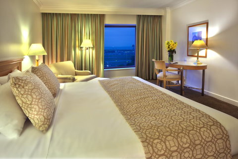 Stamford Plaza Sydney Airport Hotel & Conference Centre - Accommodation Redcliffe 6