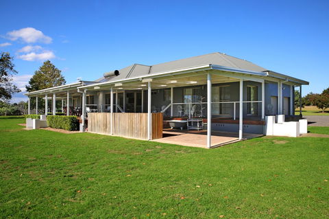 Terara Riverside Retreat - Accommodation Redcliffe 24