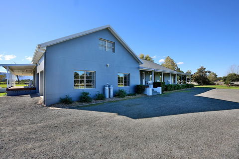 Terara Riverside Retreat - Accommodation Redcliffe 42