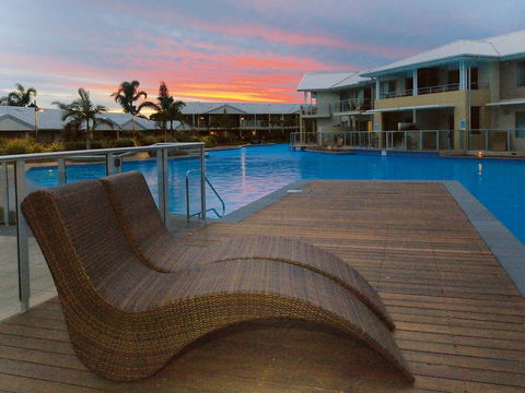 Oaks Port Stephens Pacific Blue Resort - Accommodation Redcliffe 7