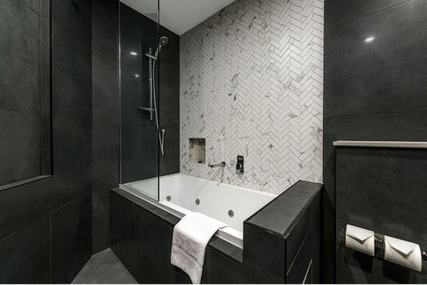 Holiday Inn & Suites - Parramatta Marsden Street, An IHG Hotel - Accommodation Redcliffe 6