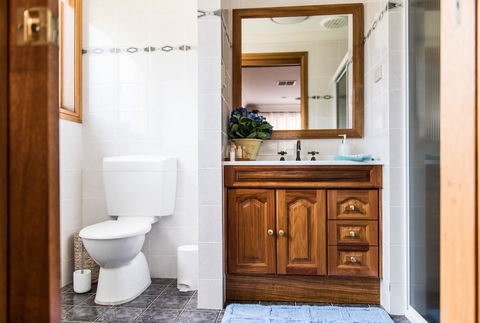 Ambience - Accommodation Redcliffe 13