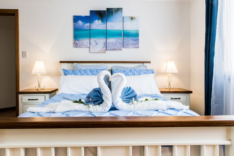 Ambience - Accommodation Redcliffe 10