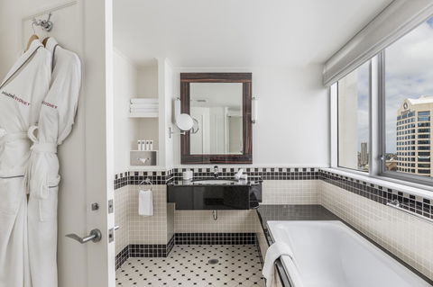 Swissotel Sydney - Accommodation Redcliffe 35