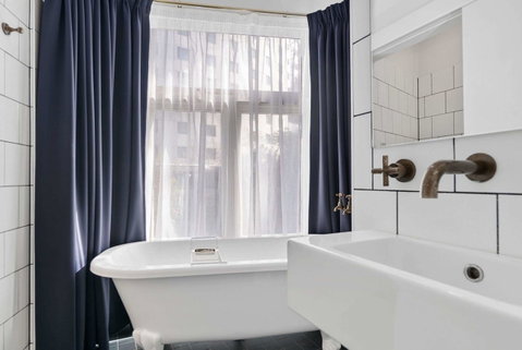 Hotel Harry, Ascend Hotel Collection - Accommodation Redcliffe 32