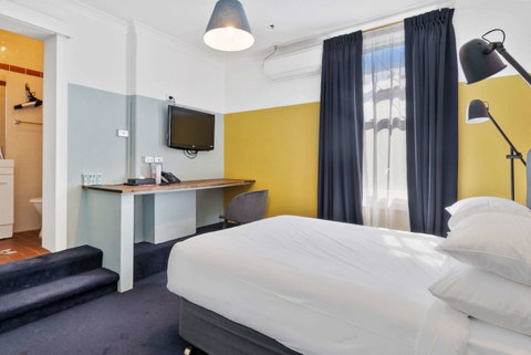 Hotel Harry, Ascend Hotel Collection - Accommodation Redcliffe 30