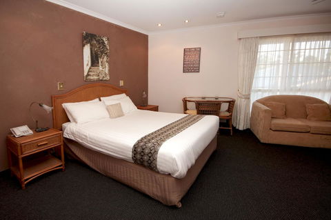 Sapphire Waters Motor Inn - Accommodation Redcliffe 8
