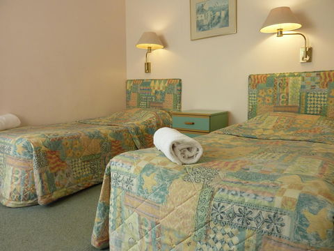 Sapphire Waters Motor Inn - Accommodation Redcliffe 39
