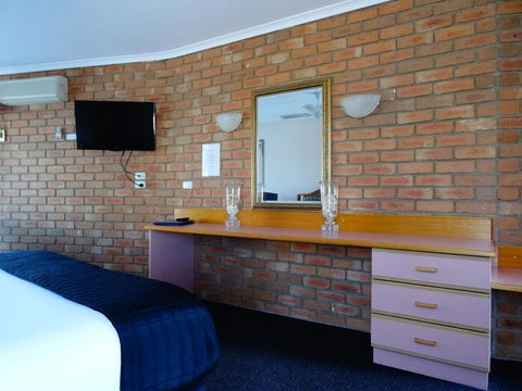Sapphire Waters Motor Inn - Accommodation Redcliffe 10