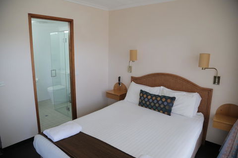 Sapphire Waters Motor Inn - Accommodation Redcliffe 29