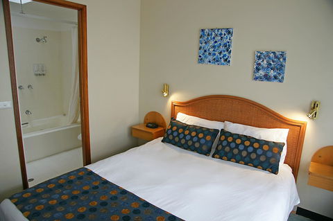 Sapphire Waters Motor Inn - Accommodation Redcliffe 40