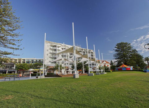 Oaks The Entrance Waterfront Suites - Accommodation Redcliffe 22