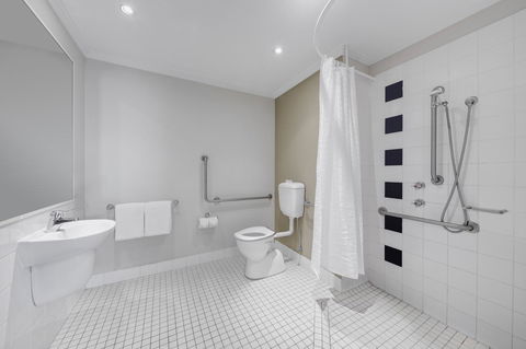 Mercure Sydney Manly Warringah - Accommodation Redcliffe 25
